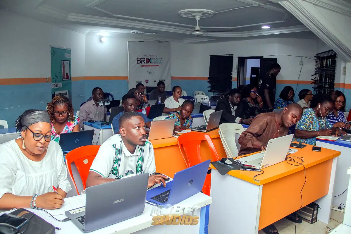 Mobet Media Academy training gallery